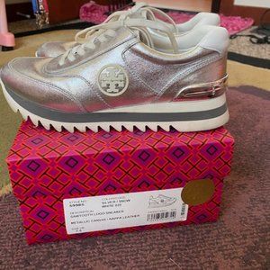 Tori Burch Sawtooth Sneaker